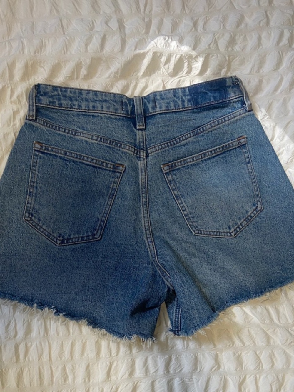 NWT Abercrombie "The Dad Short" High Rise Blue Denim Shorts - Size 27 Curve Love - Picture 4 of 8